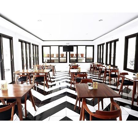 Kuldesak Villas Bandung Buitenkant foto